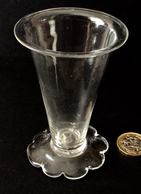 Antique Georgian jelly glass, flanged rim and plain foot with scalloped edge