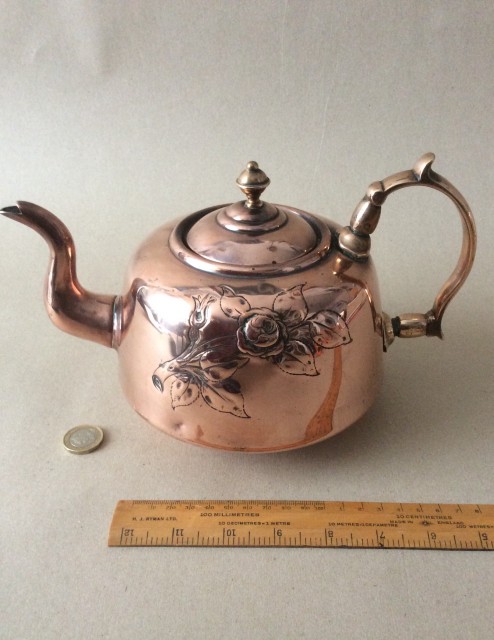 Antique repousse engraved copper teapot. C1900. Made by W Soutter & sons. (W. S&S Ltd.) Birmingham.