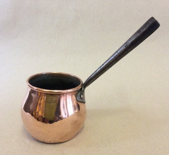 Victorian small copper milk or brandy pan