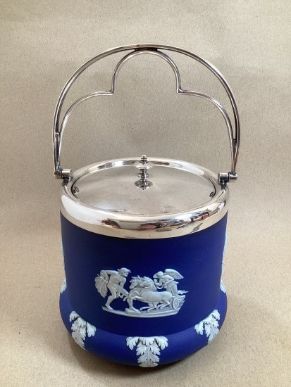 Antique c1920 Wedgwood JASPERWARE biscuit barrel and plated lid