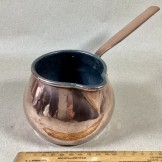 Small bellied copper milk saucepan with pouring lip