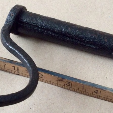Detail: Georgian antique wrought iron ‘monkeys tail’ goffering iron.