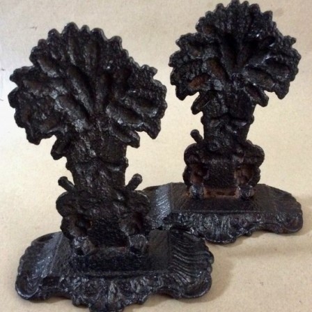 Detail: Pair Victorian Cast Iron Wheatsheaf hearth or mantlepiece ornaments. C1850