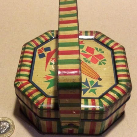 Detail: Lyons’ “ ASSORTED TOFFIESKOTCH” toffee tin.