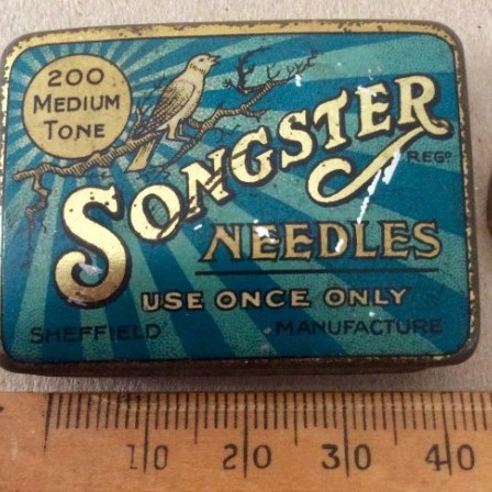 Detail: Antique Songster 78 needle empty tin.