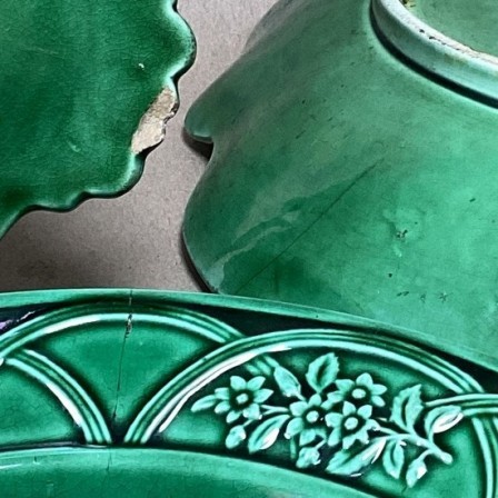 Detail: Antique majolica part breakfast tableware 6plates & 2dishes.poss Wedgwood c1860.